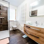 Flor Apartment Wasserhofen