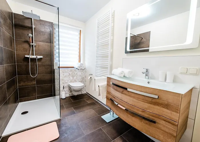 Flor アパート Wasserhofen